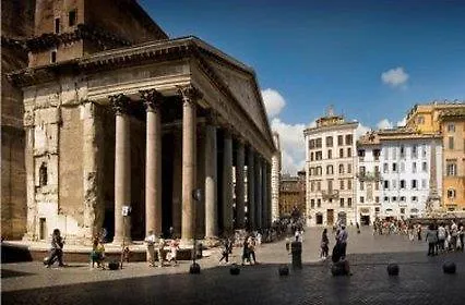 Pantheon Royal 4* Řím