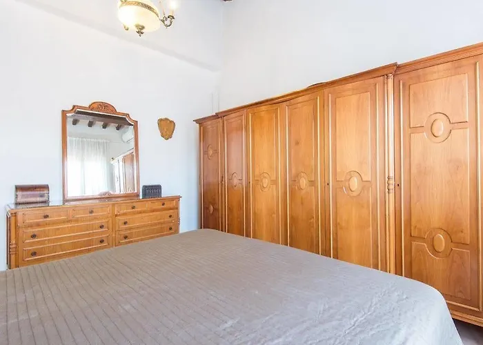 Casa de hóspedes Pantheon Royal 4*