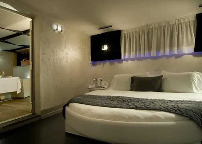 Casa de hóspedes Pantheon Royal 4*
